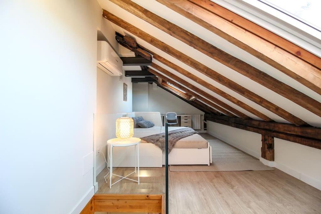 Apartamento Designer Duplex In The Center Santander